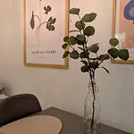 40-apartment In Center , Balcony And Free Parking Apartment *