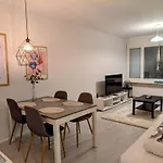 40-apartment In Center , Balcony And Free Parking Kemi