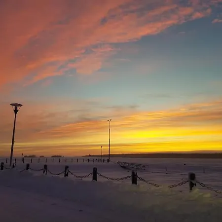 Appartement 40-apartment In Center , Balcony And Free Parking *