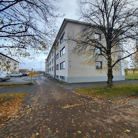 Appartamento 40-apartment In Center , Balcony And Free Parking Kemi