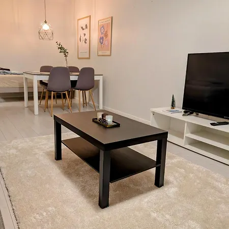 40-apartment In Center , Balcony And Free Parking * Kemi