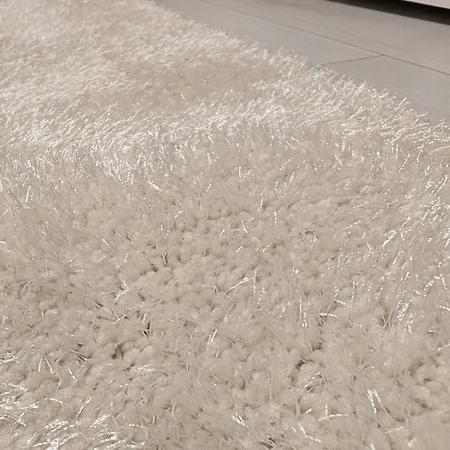 Appartement 40-apartment In Center , Balcony And Free Parking *