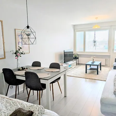 40- In Center , Balcony And Free Parking 公寓 *