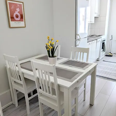 40-apartment In Center , Balcony And Free Parking Appartement Kemi