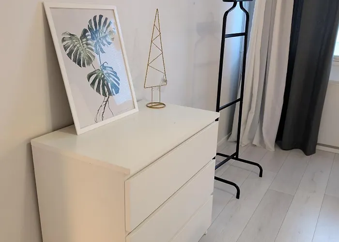 Appartement 40-apartment In Center , Balcony And Free Parking